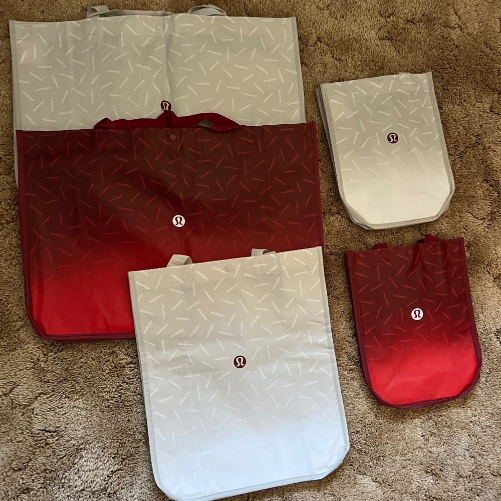 Lululemon set of 5 reusable shopping bags asst sizes 2 small  1 medium 2 large